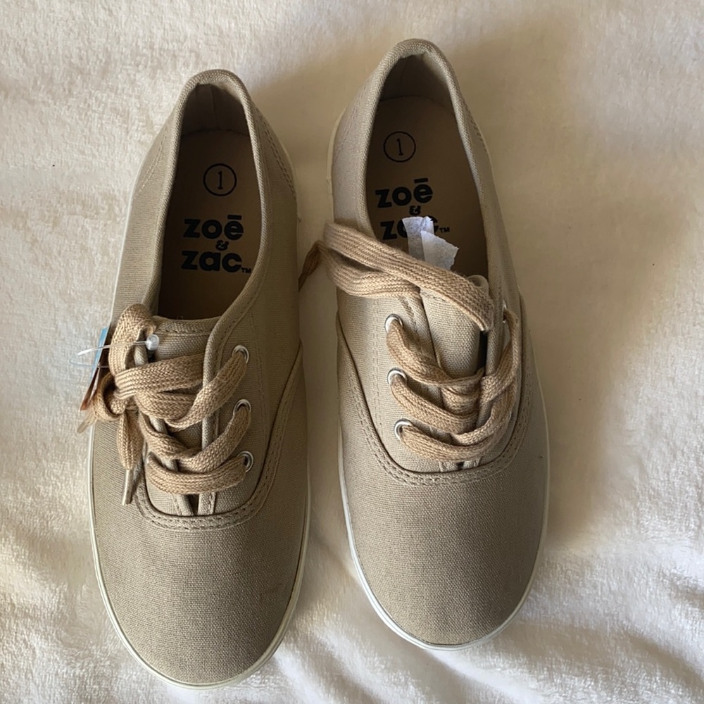 DDD……Zoe & Zac shoes